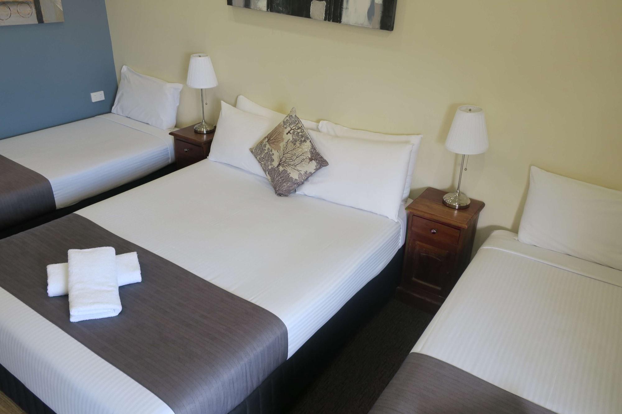 Caboolture Central Motor Inn, Sure Stay Collection By BW Exteriör bild