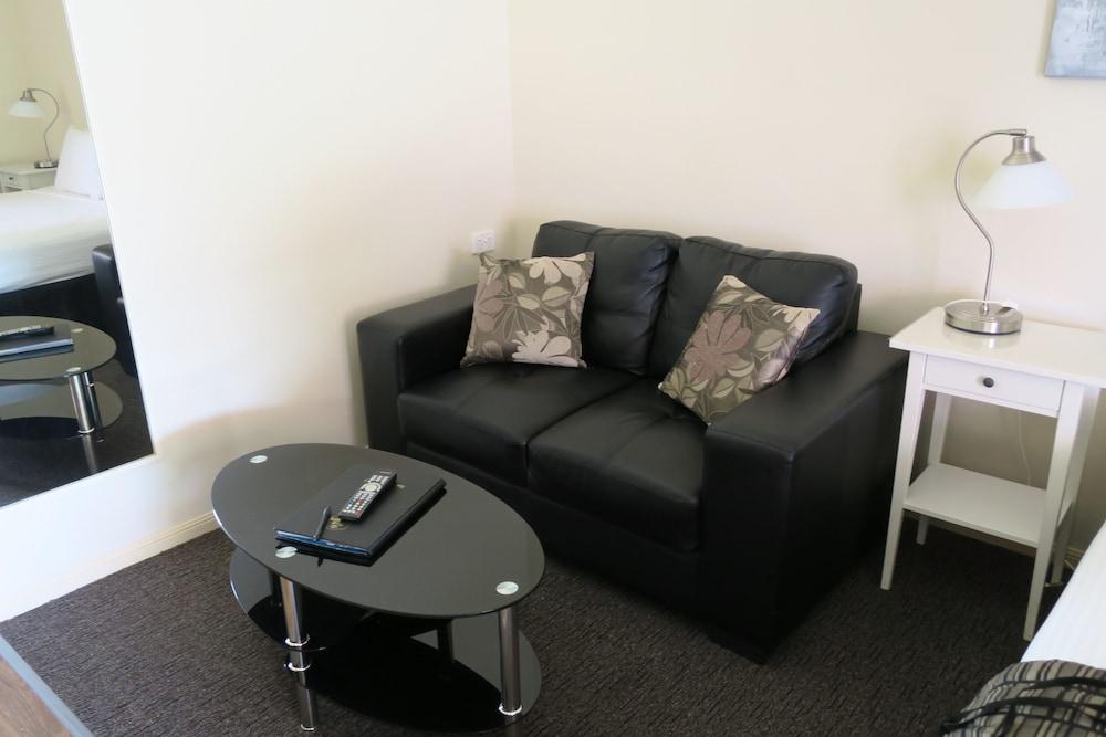 Caboolture Central Motor Inn, Sure Stay Collection By BW Exteriör bild
