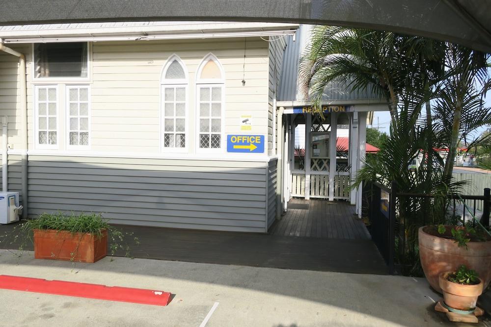 Caboolture Central Motor Inn, Sure Stay Collection By BW Exteriör bild