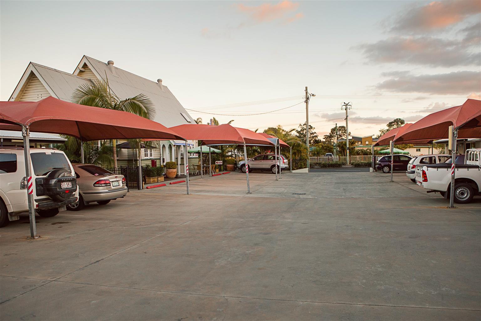 Caboolture Central Motor Inn, Sure Stay Collection By BW Exteriör bild