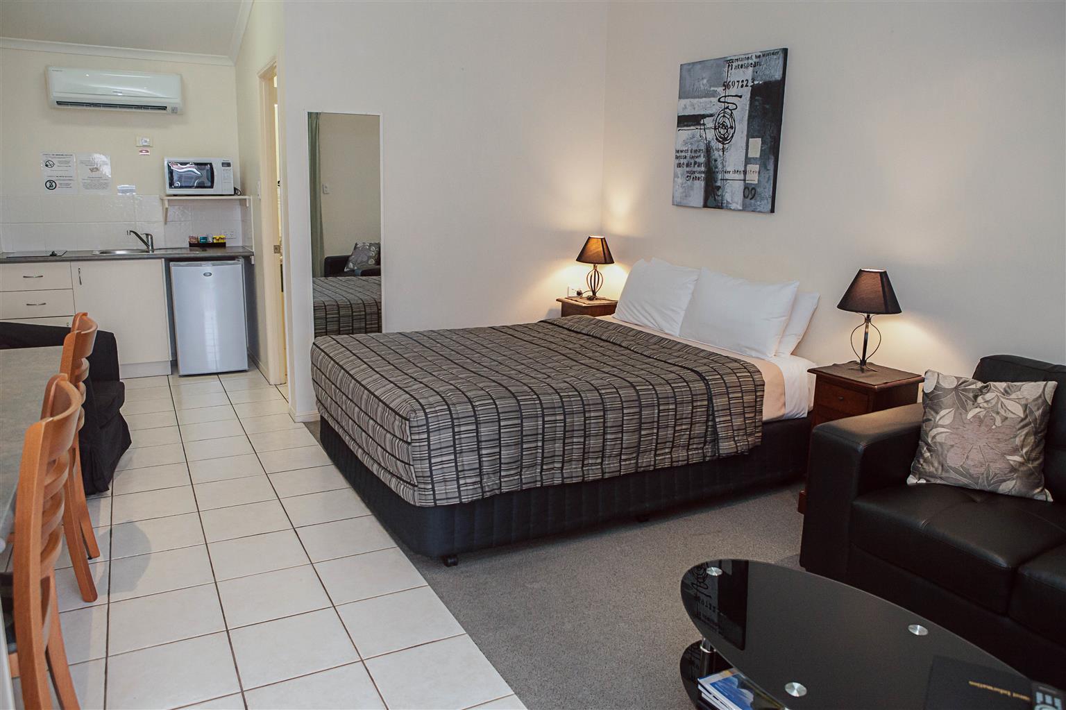 Caboolture Central Motor Inn, Sure Stay Collection By BW Exteriör bild
